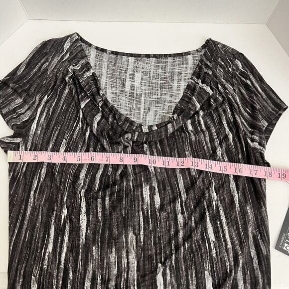 NWT Apt 9 Essentials Drape Neck Top Cap Sleeves Brush Black Lightweight Shirt - Picture 6 of 10